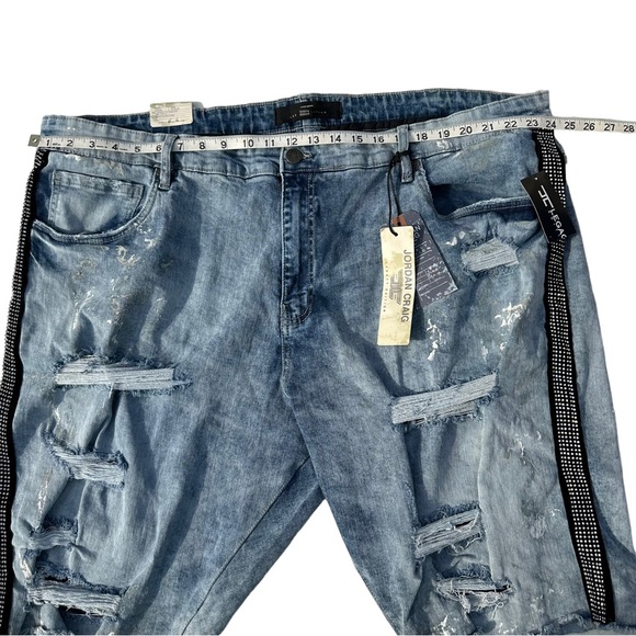 Jordan Craig Legacy Edition Men Light Wash Jean Shorts Sz 48x12 Ripped Bling NWT - Picture 6 of 13